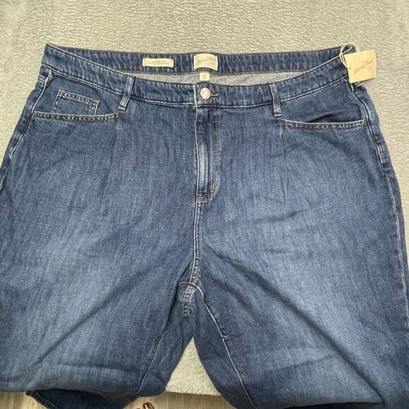 Universal Thread Jeans Women's 22W Highest Rise Taper Medium Denim Wash NWT - Picture 4 of 11